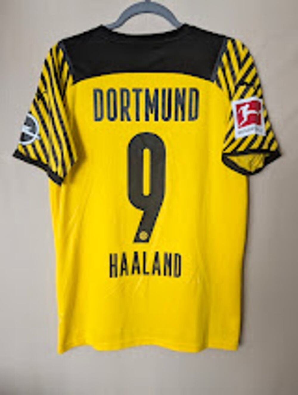 Borussia Dortmund 2021-22 Home Erling Haaland Jersey Men's Medium Patched